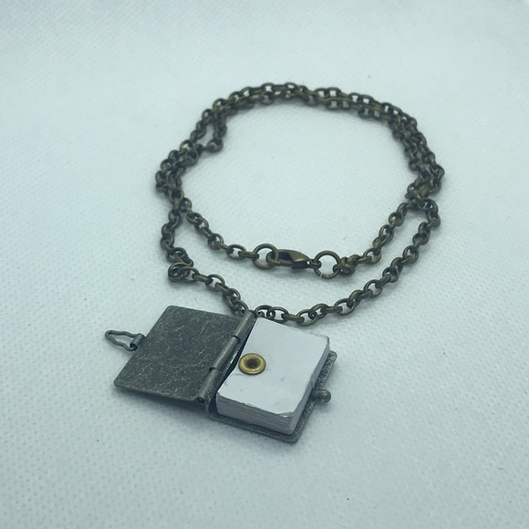 🔥 PRICE DROP!!! Steampunk Book Necklace NWT - Picture 3 of 8